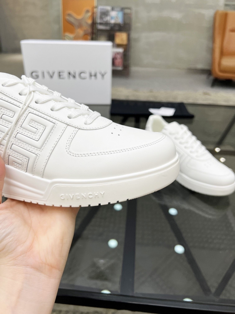 Givenchy Sneakers